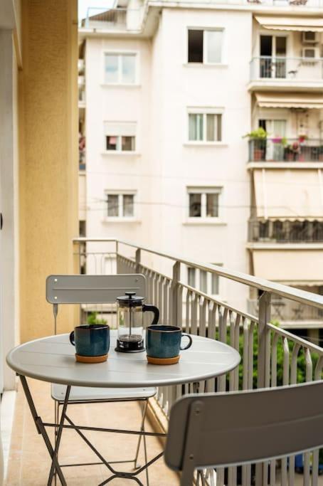 Kelly'S Urban Home - 5 Mins Walk To Acropolis Афины Экстерьер фото